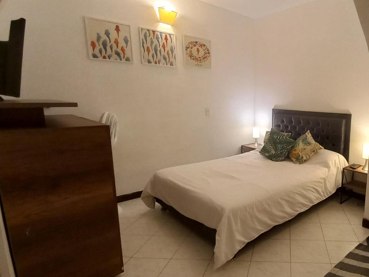 Apto Idoneo Para Descansar Muy Central En El Poblado Daire Medellín Dış mekan fotoğraf